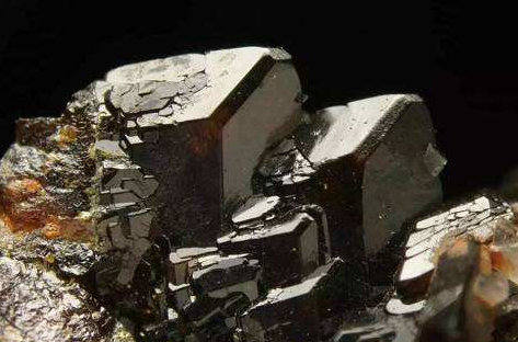 增加值和投資雙降 采礦業復蘇希望還在