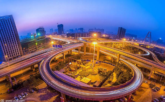 以銅為代表的大宗商品本輪行情仍將繼續，且具有一定的可持續性